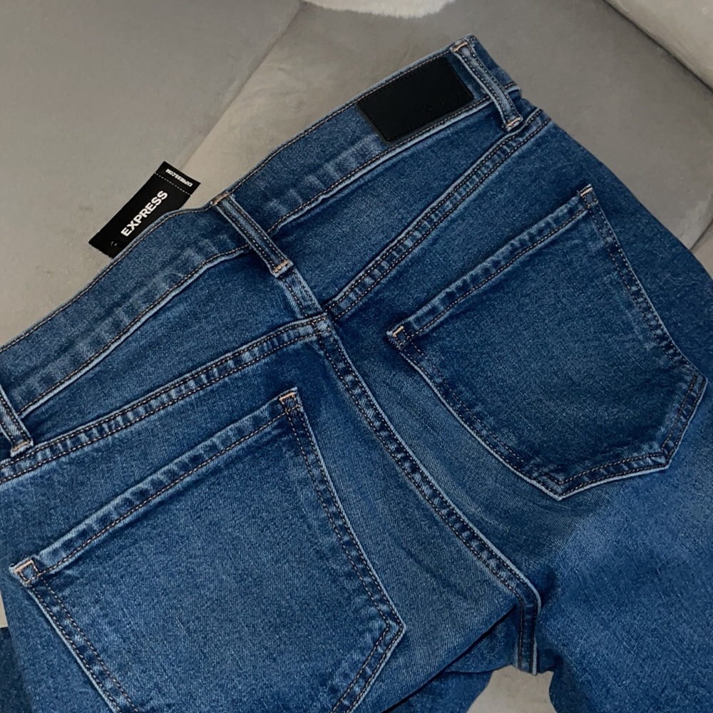 Cropped Flare High Rise Jeans - Picture 9 of 11